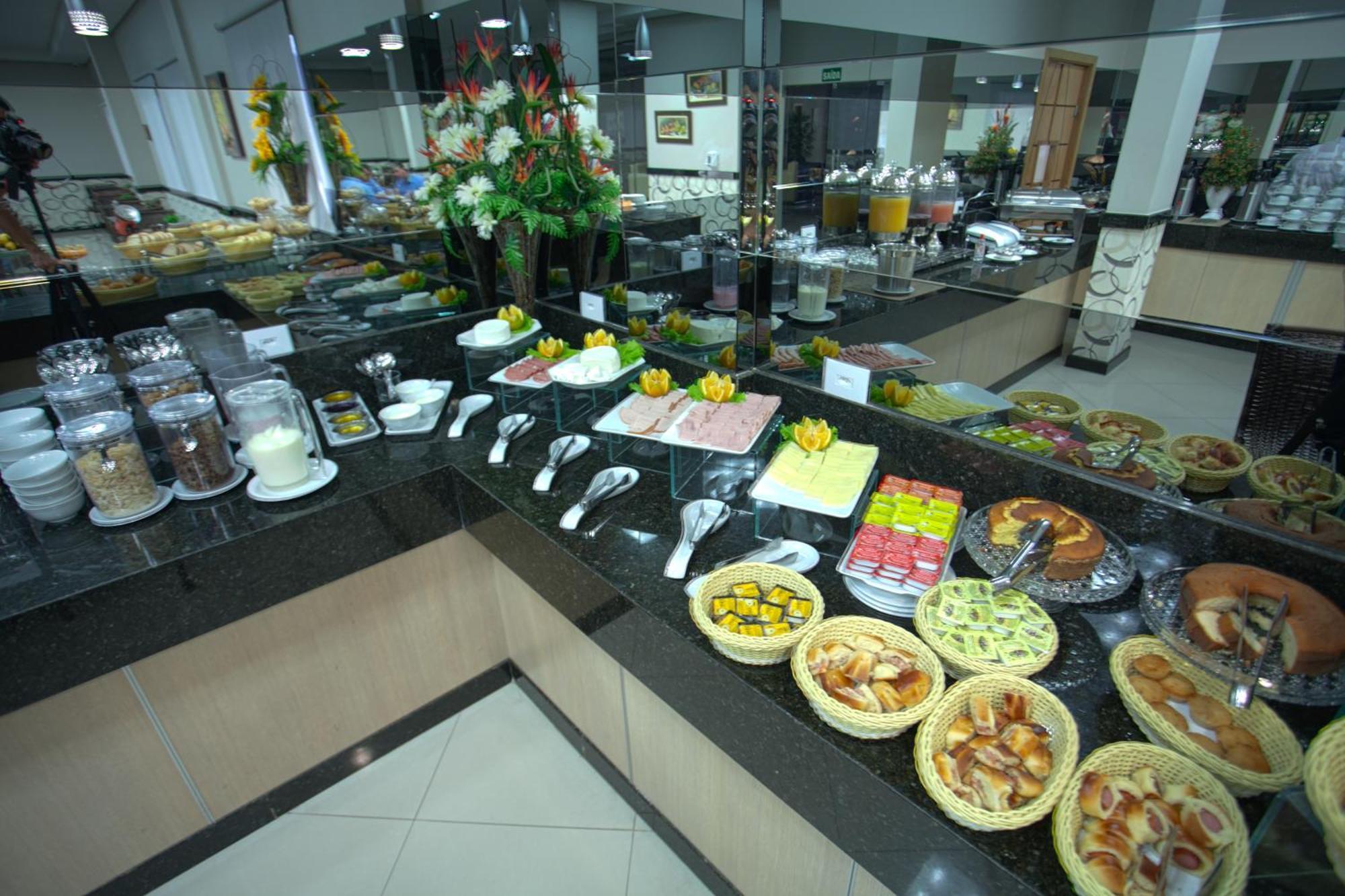 Skala Traveling Hotel 3*
